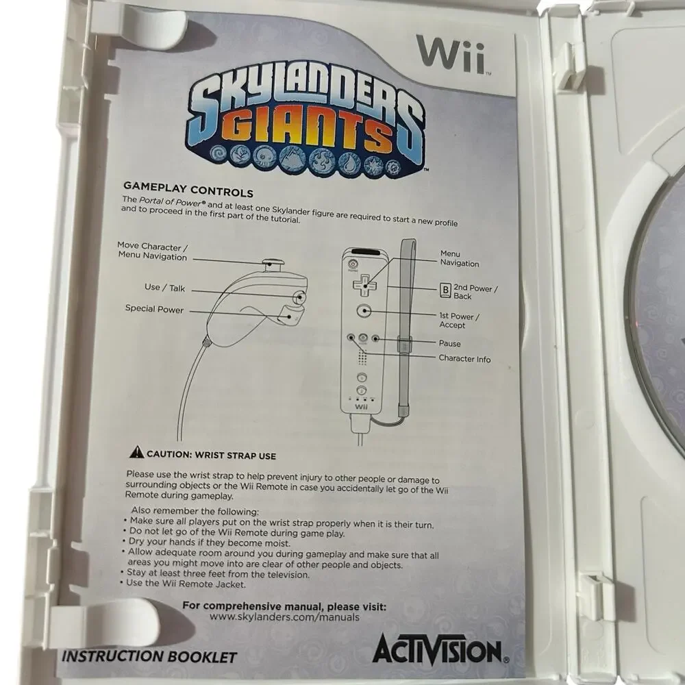 Skylanders: Giants (Nintendo Wii U, 2012) Untested